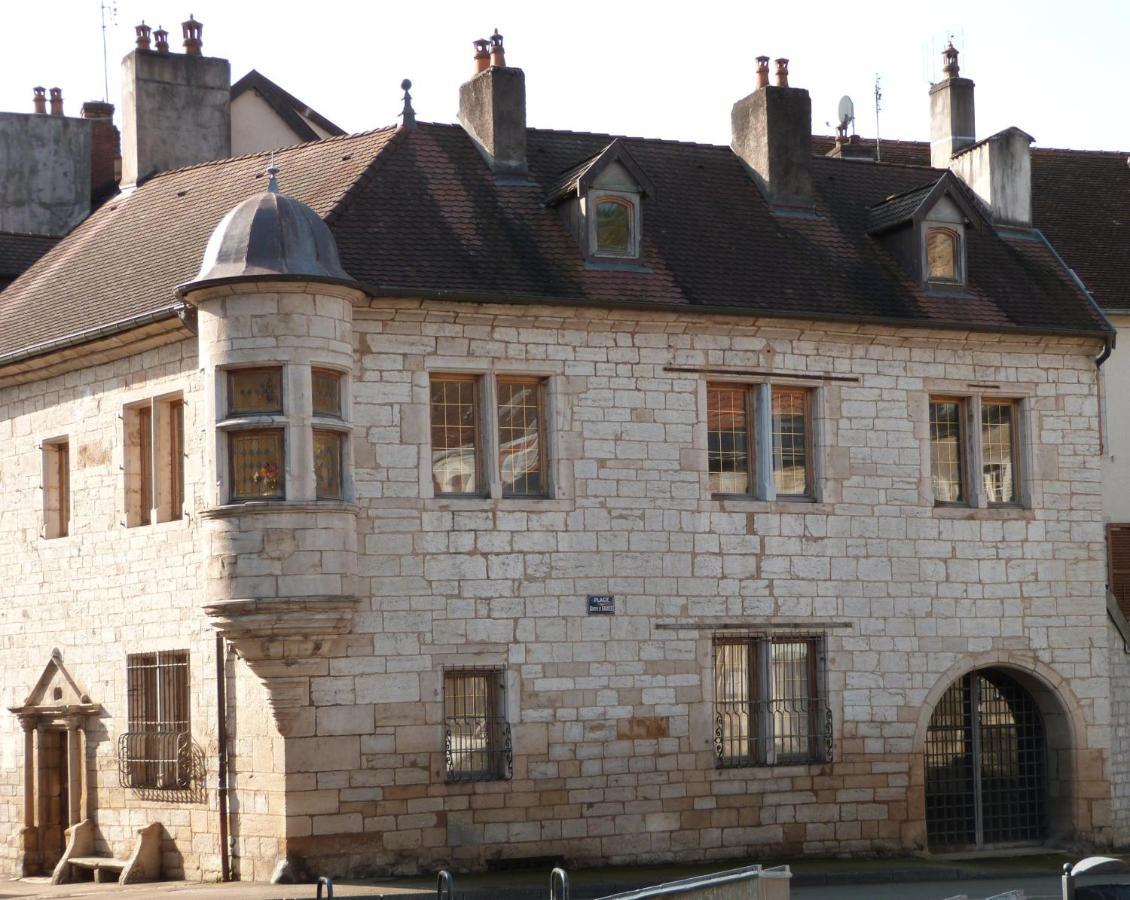 Maison La Tourelle 보므 레 다므 외부 사진