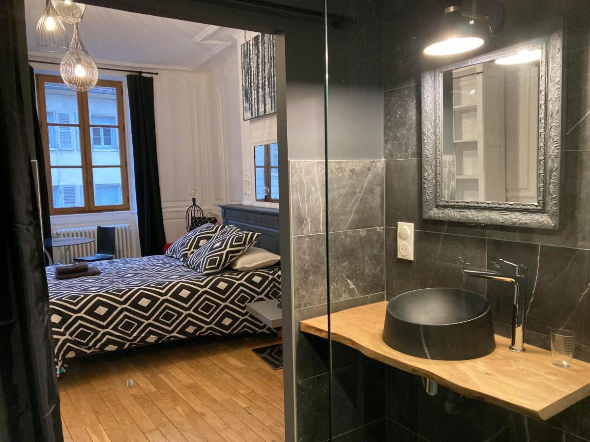 Maison La Tourelle 보므 레 다므 외부 사진