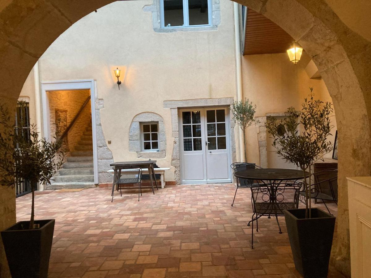 Maison La Tourelle 보므 레 다므 외부 사진